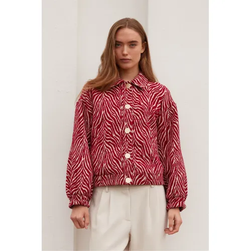 Rue de Femme -Maelynn Jacket  |  Mars Red